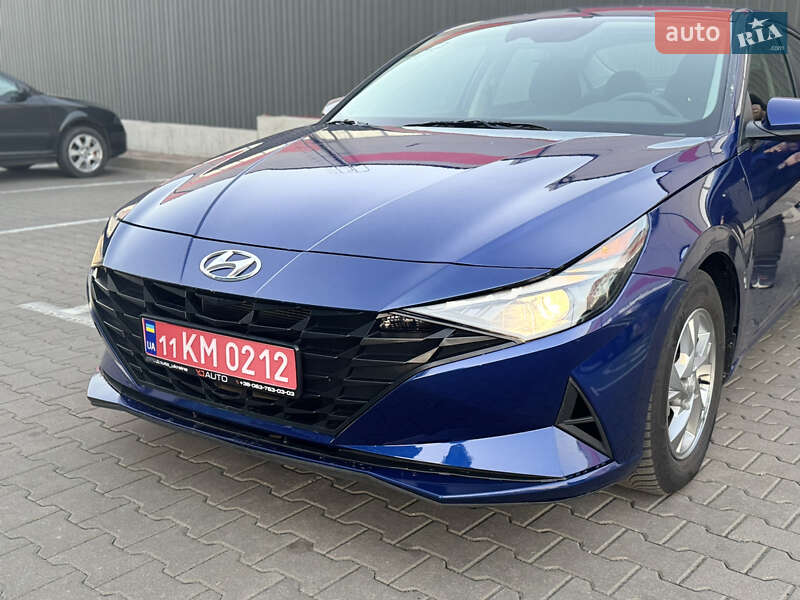 Седан Hyundai Elantra 2022 в Киеве