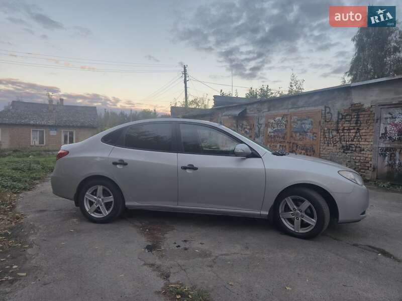 Седан Hyundai Elantra 2011 в Павлограде фото 4 Седан Hyundai Elantra 2011 в Павлограде