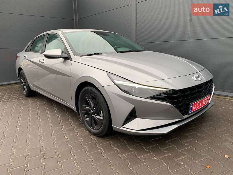 Седан Hyundai Elantra 2021 в Киеве