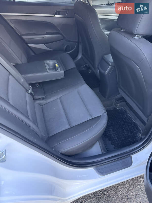 Седан Hyundai Elantra 2016 в Харькове фото 17 Седан Hyundai Elantra 2016 в Харькове