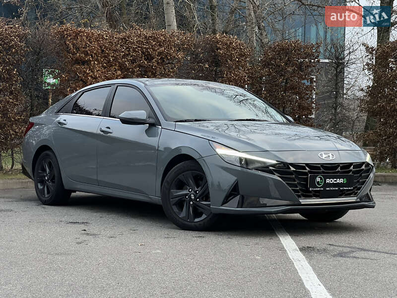 Седан Hyundai Elantra 2022 в Киеве