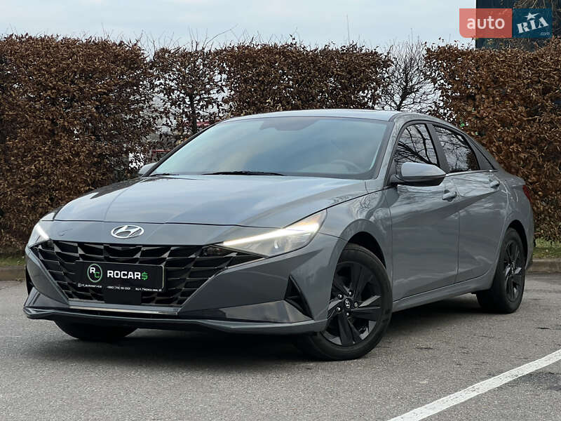 Седан Hyundai Elantra 2022 в Киеве