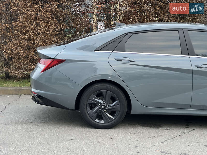Седан Hyundai Elantra 2022 в Киеве