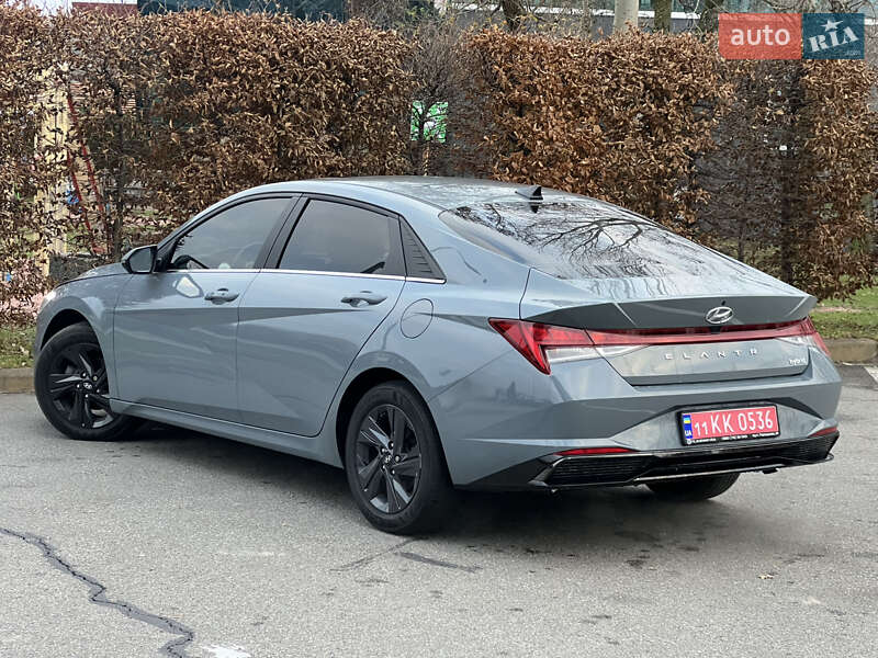 Седан Hyundai Elantra 2022 в Киеве