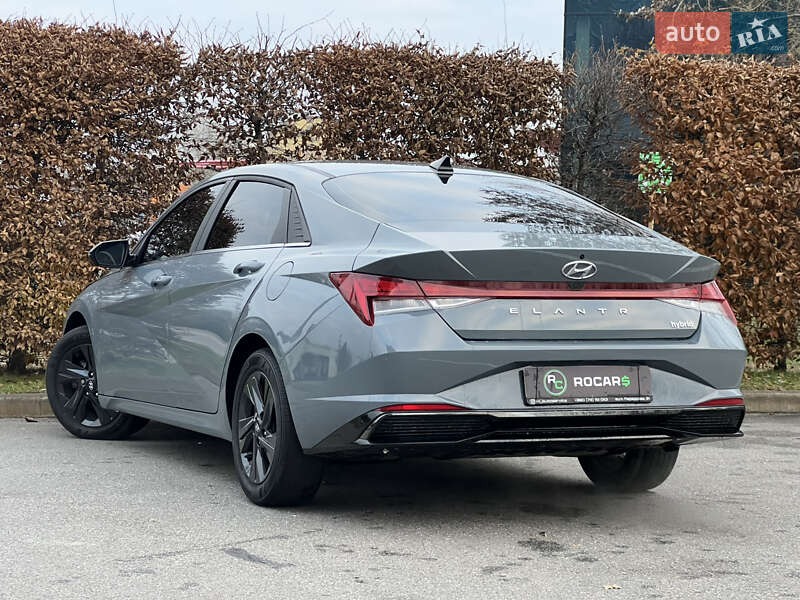 Седан Hyundai Elantra 2022 в Киеве
