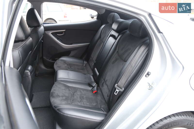 Седан Hyundai Elantra 2012 в Киеве фото 10 Седан Hyundai Elantra 2012 в Киеве