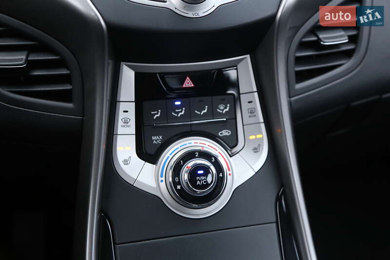 Седан Hyundai Elantra 2012 в Киеве фото 20 Седан Hyundai Elantra 2012 в Киеве