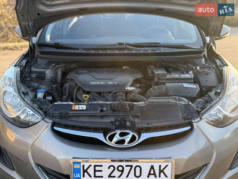 Седан Hyundai Elantra 2011 в Запорожье фото 17 Седан Hyundai Elantra 2011 в Запорожье