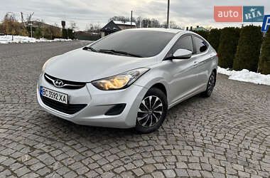 Седан Hyundai Elantra 2011 в Львове