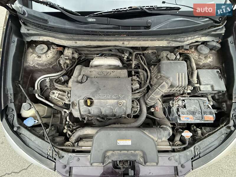 Седан Hyundai Elantra 2010 в Киеве фото 27 Седан Hyundai Elantra 2010 в Киеве