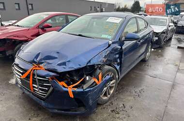 Седан Hyundai Elantra 2017 в Львове