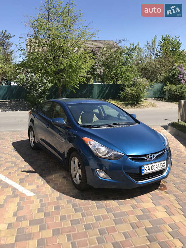 Хэтчбек Hyundai Elantra 2013 в Умани