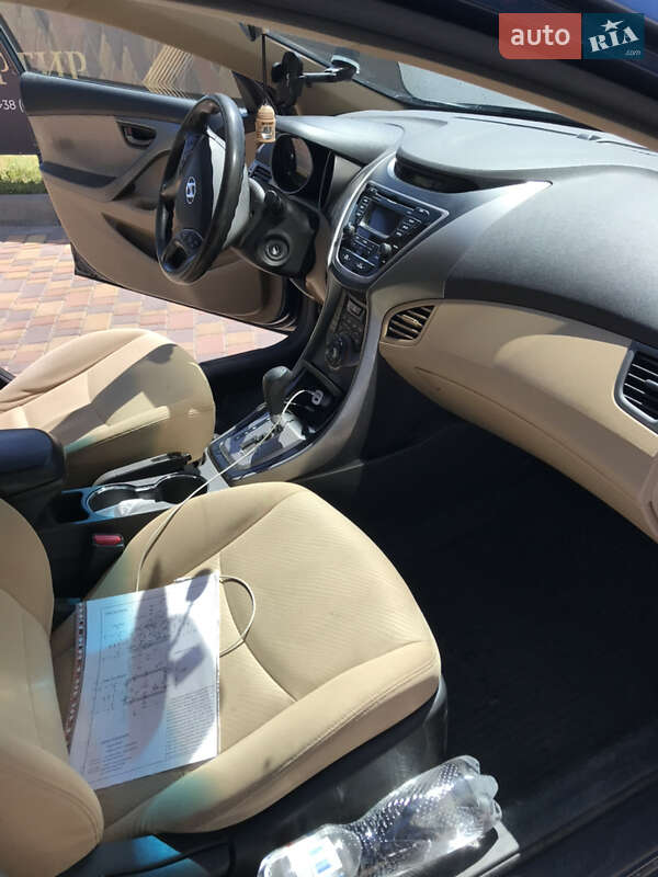 Хэтчбек Hyundai Elantra 2013 в Умани