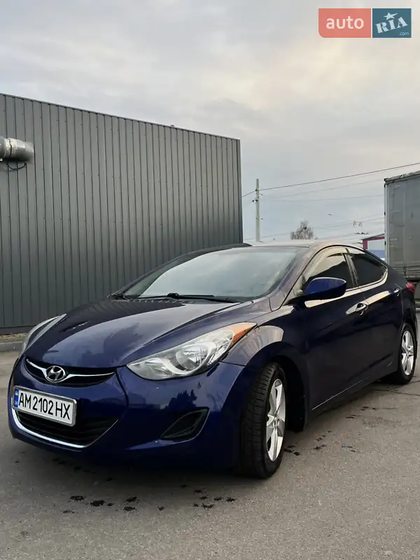 Hyundai Elantra 2013