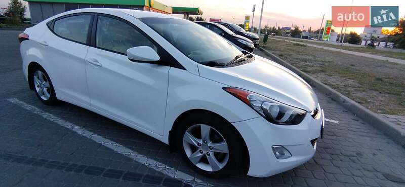 Седан Hyundai Elantra 2013 в Дніпрі фото 4 Седан Hyundai Elantra 2013 в Дніпрі