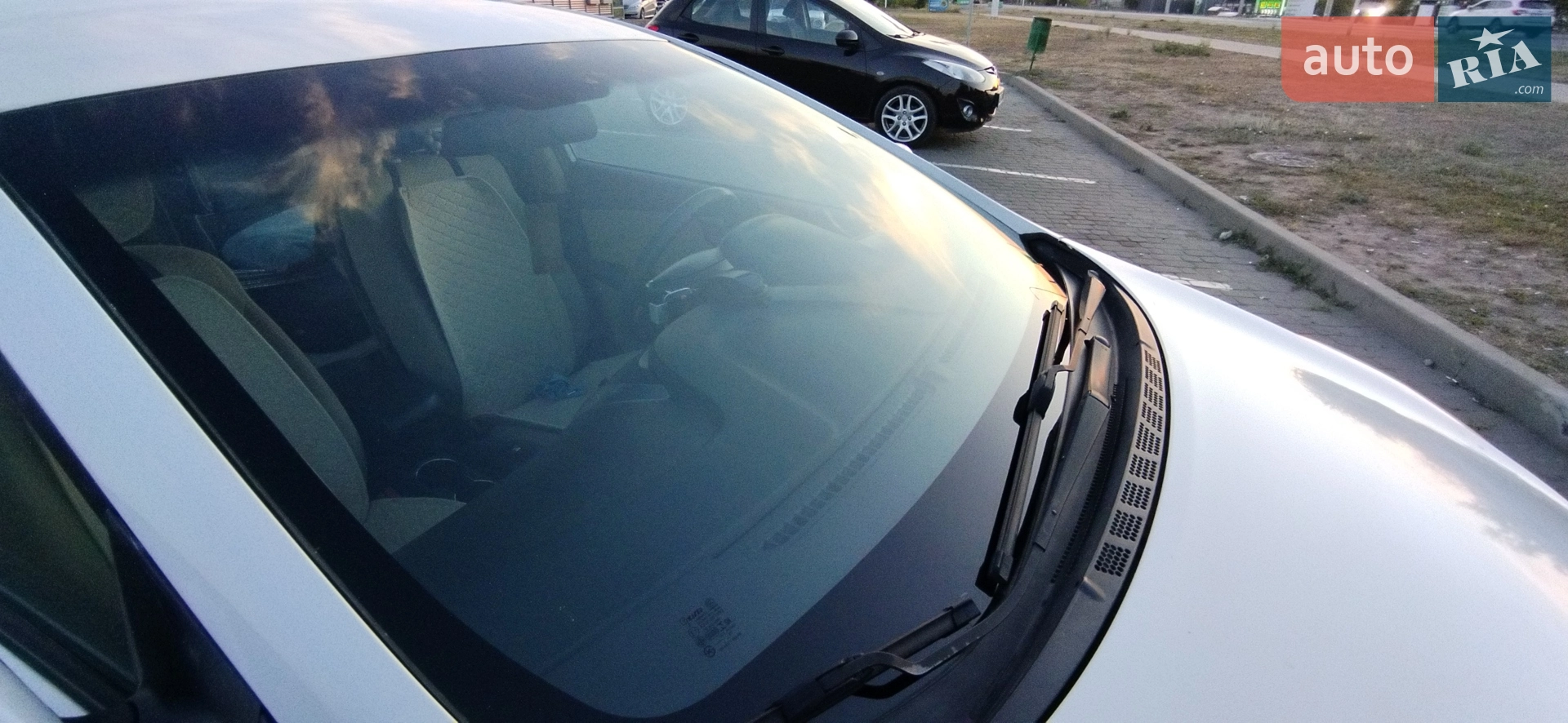 2013 Hyundai Elantra - мініатюра 20