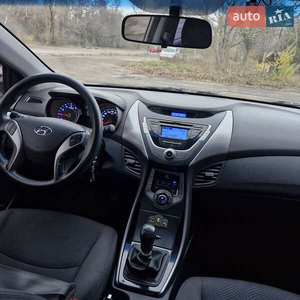 Седан Hyundai Elantra 2013 в Кривому Розі фото 7 Седан Hyundai Elantra 2013 в Кривому Розі