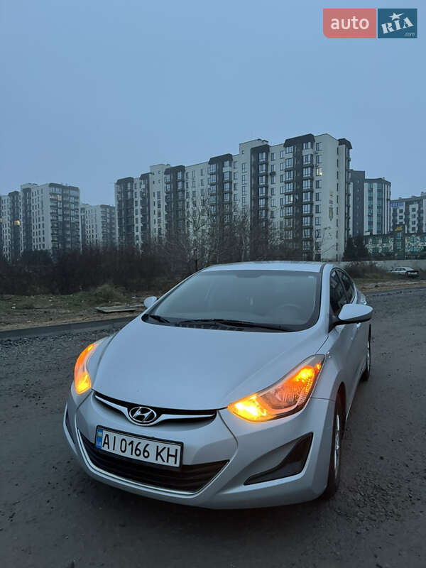 Седан Hyundai Elantra 2014 в Києві фото 2 Седан Hyundai Elantra 2014 в Києві
