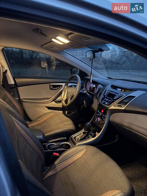 Седан Hyundai Elantra 2014 в Києві фото 21 Седан Hyundai Elantra 2014 в Києві