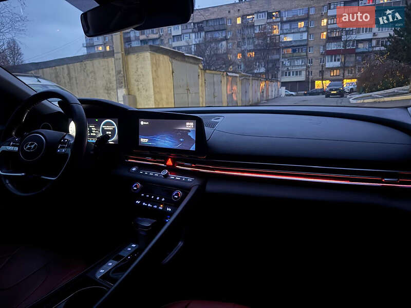 Седан Hyundai Elantra 2022 в Харькове
