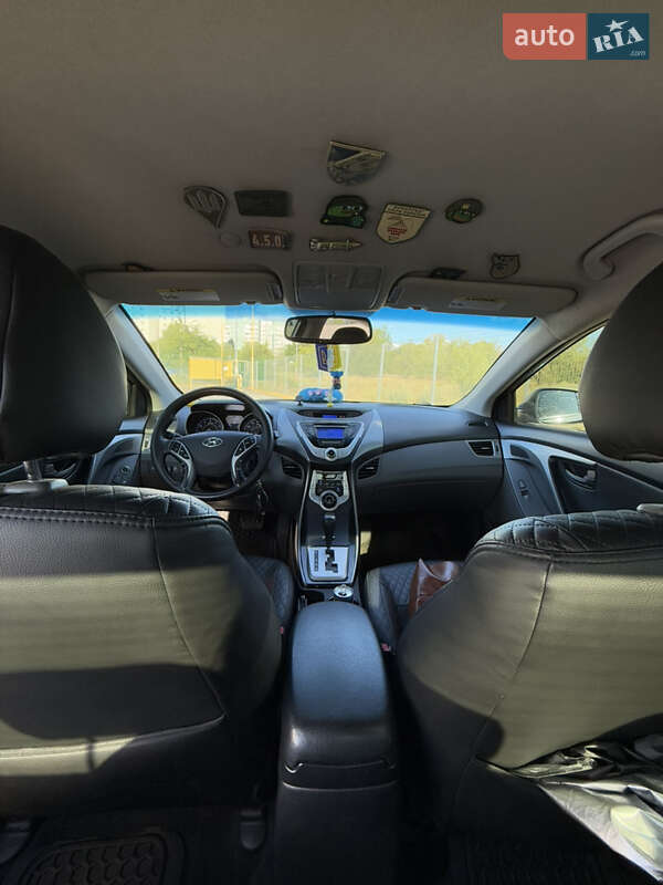 Седан Hyundai Elantra 2011 в Запорожье