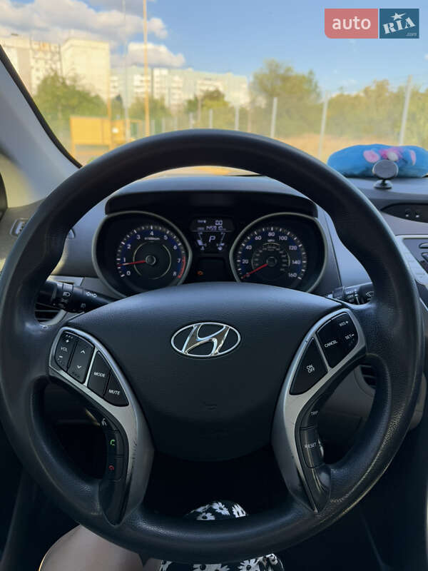 Седан Hyundai Elantra 2011 в Запорожье