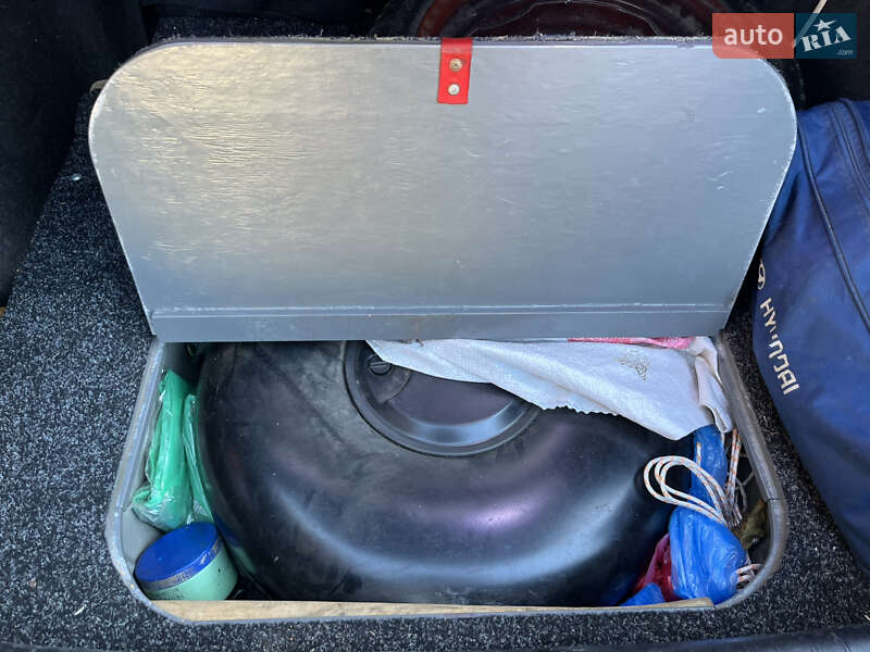 Седан Hyundai Elantra 2008 в Вышгороде