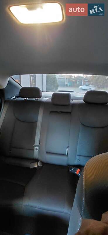 Седан Hyundai Elantra 2012 в Кропивницком