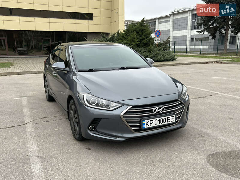 Седан Hyundai Elantra 2018 в Запорожье