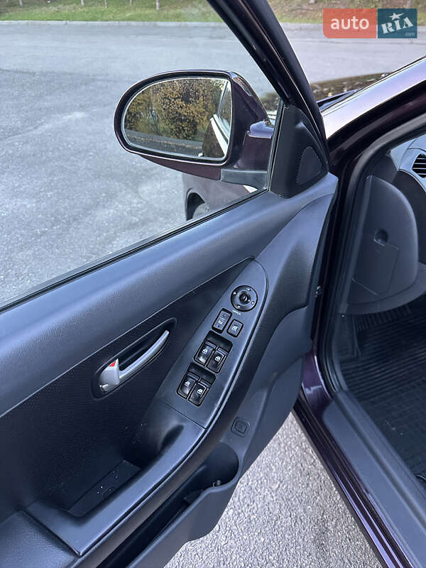 Седан Hyundai Elantra 2007 в Тернополі фото 22 Седан Hyundai Elantra 2007 в Тернополі