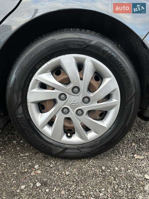 Седан Hyundai Elantra 2020 в Білогородці