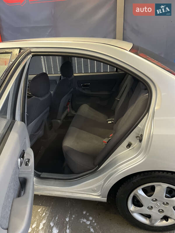 Седан Hyundai Elantra 2011 в Вінниці