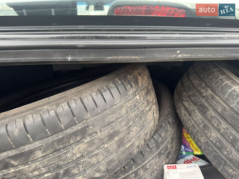 Седан Hyundai Elantra 2010 в Києві