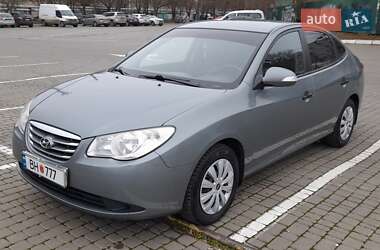 Седан Hyundai Elantra 2010 в Одессе