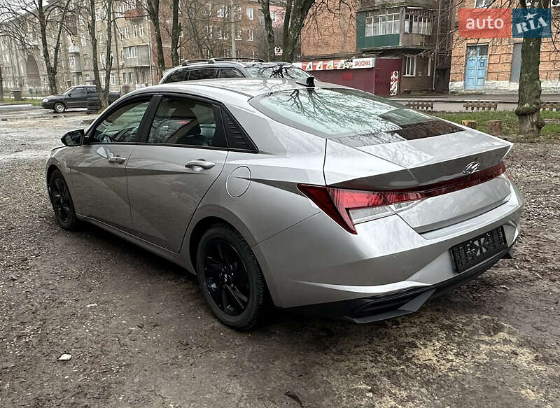 Седан Hyundai Elantra 2021 в Харкові