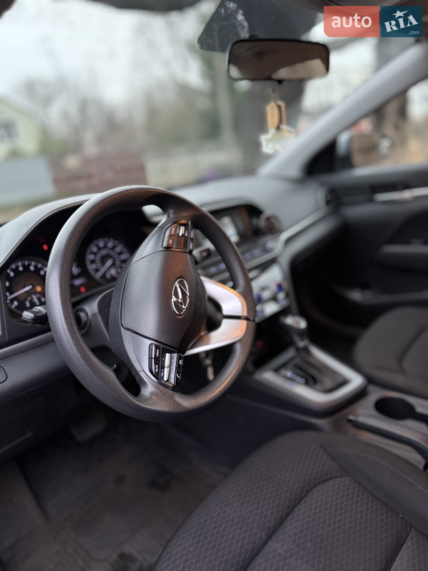 2018 Hyundai Elantra - мініатюра 13