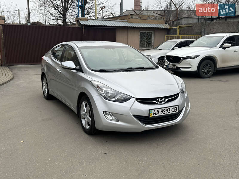 Седан Hyundai Elantra 2012 в Киеве фото 3 Седан Hyundai Elantra 2012 в Киеве