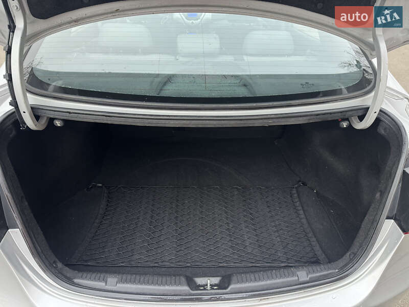 Седан Hyundai Elantra 2012 в Киеве фото 24 Седан Hyundai Elantra 2012 в Киеве