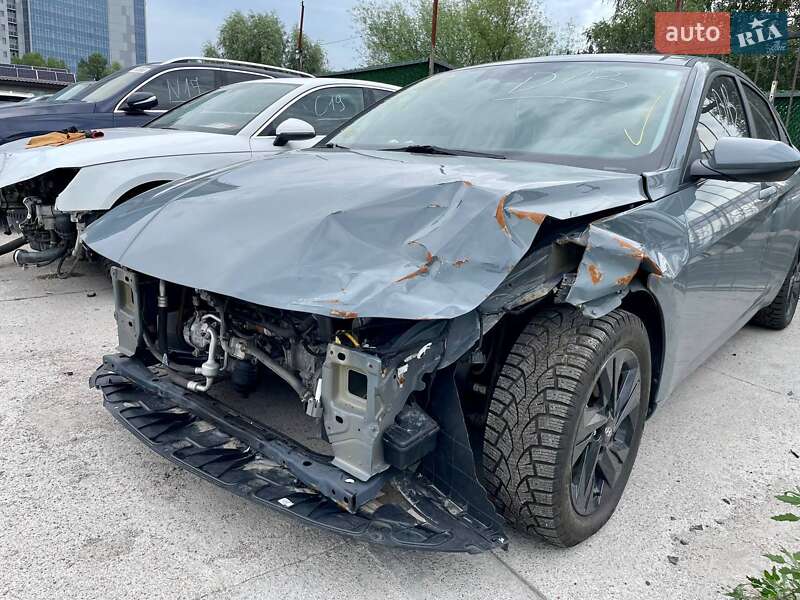 Седан Hyundai Elantra 2022 в Киеве