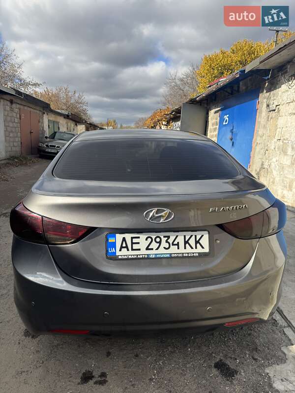 Седан Hyundai Elantra 2011 в Кривом Роге фото 10 Седан Hyundai Elantra 2011 в Кривом Роге