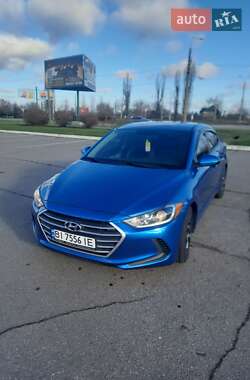 Седан Hyundai Elantra 2016 в Кременчуге