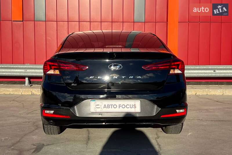Седан Hyundai Elantra 2019 в Киеве фото 7 Седан Hyundai Elantra 2019 в Киеве