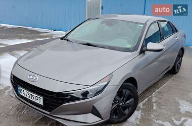 Седан Hyundai Elantra 2023 в Киеве
