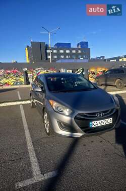 Хетчбек Hyundai Elantra 2014 в Києві