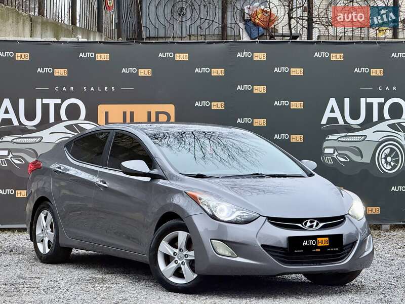 Hyundai Elantra 2012