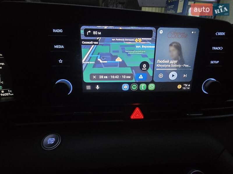 Седан Hyundai Elantra 2023 в Киеве