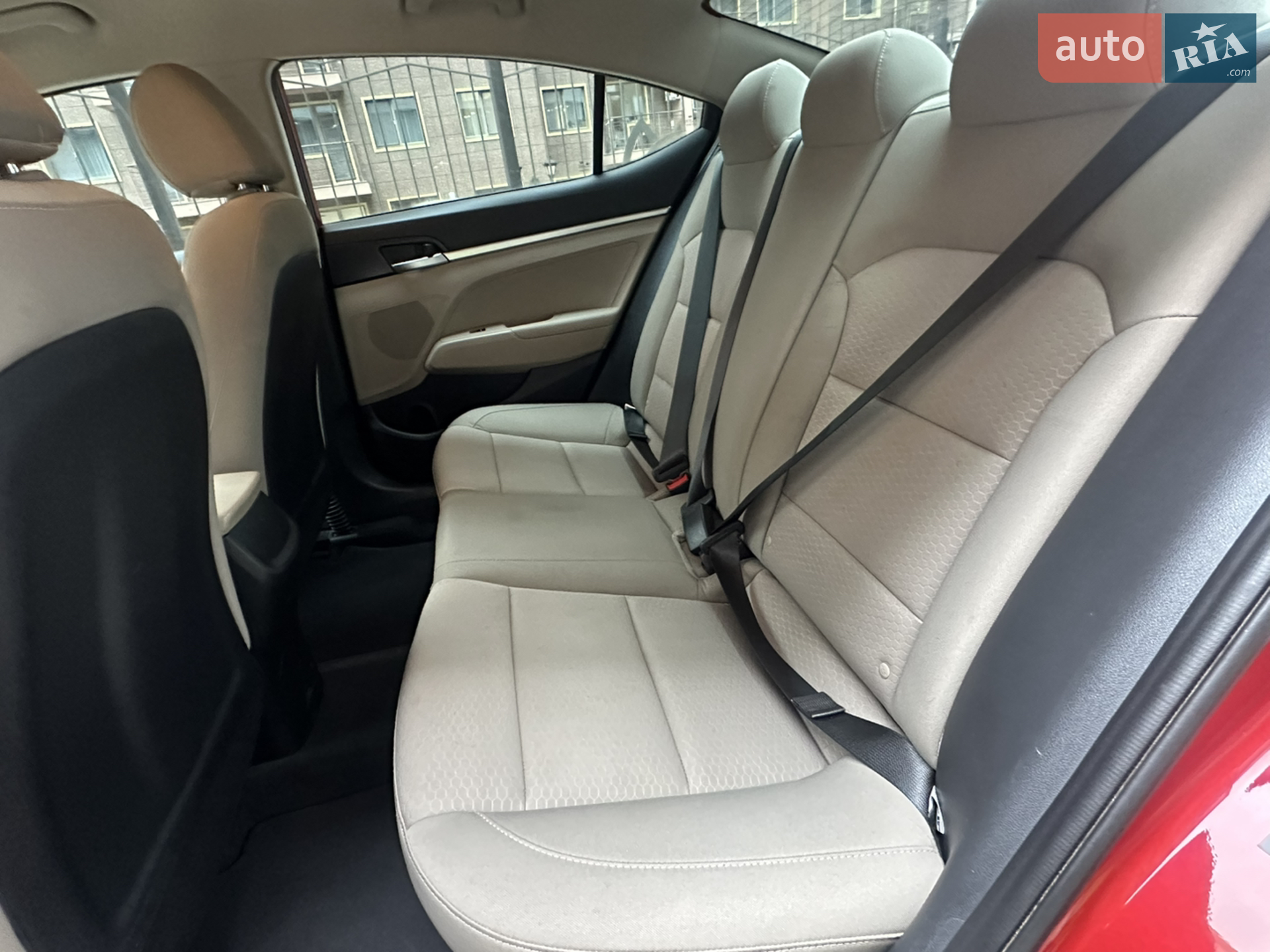2019 Hyundai Elantra - мініатюра 27