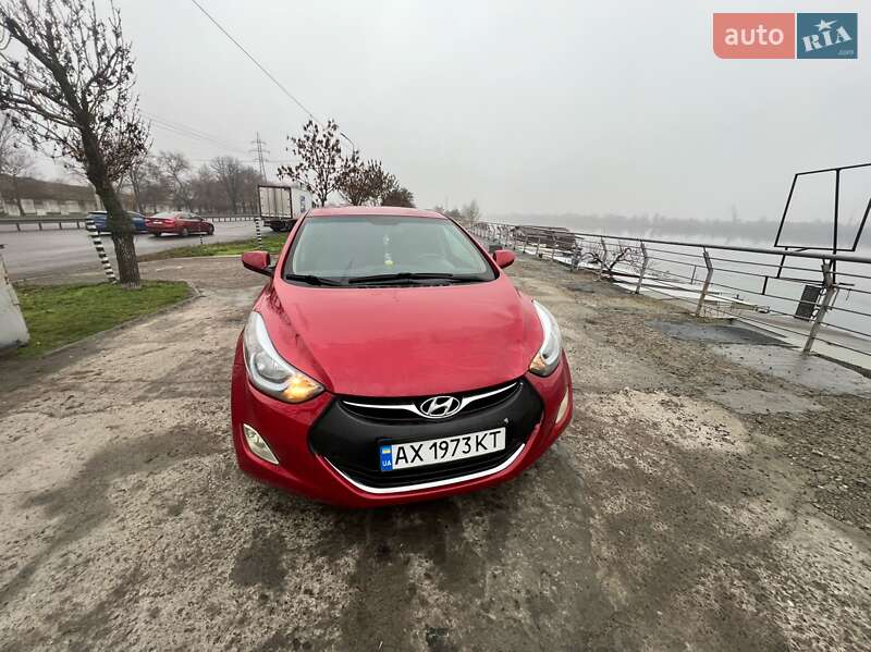 Hyundai Elantra 2013 Hyundai Elantra 2013