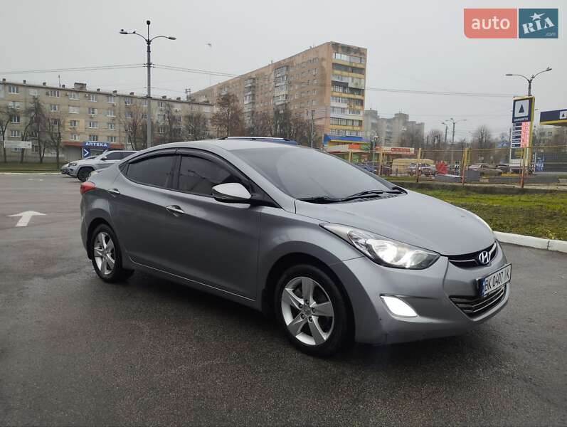Седан Hyundai Elantra 2012 в Харькове