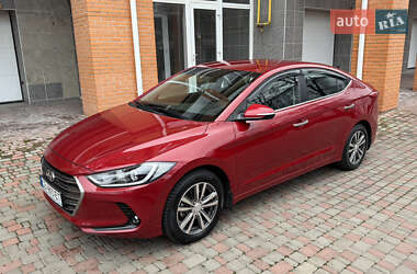 Седан Hyundai Elantra 2016 в Києві